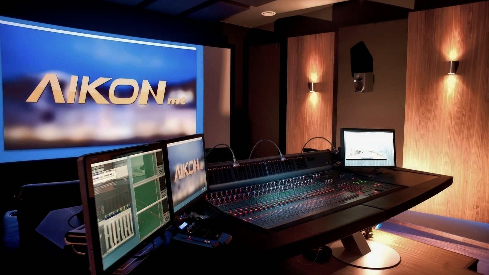AIKON mt Studio A | Photos © 2012 Luigi Caputo