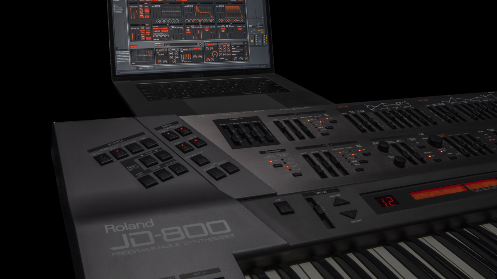 Roland JD-800 Hybrid hybrid Synthesizer