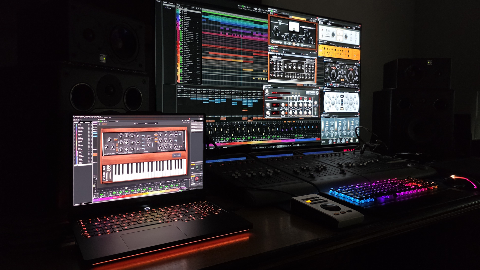 Audio workstation DNS Legion - Core Ultra 9 275HX - 64 GB DDR5 RAM - Nvidia RTX 5080 - 16 TB M.2 SSD Storage + 48 TB external RAID1 Storage